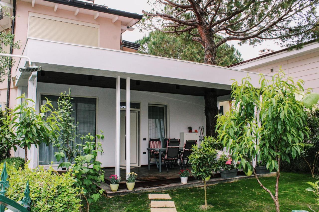 Ivy Lalzi Bay Beach House Dıraç Dış mekan fotoğraf