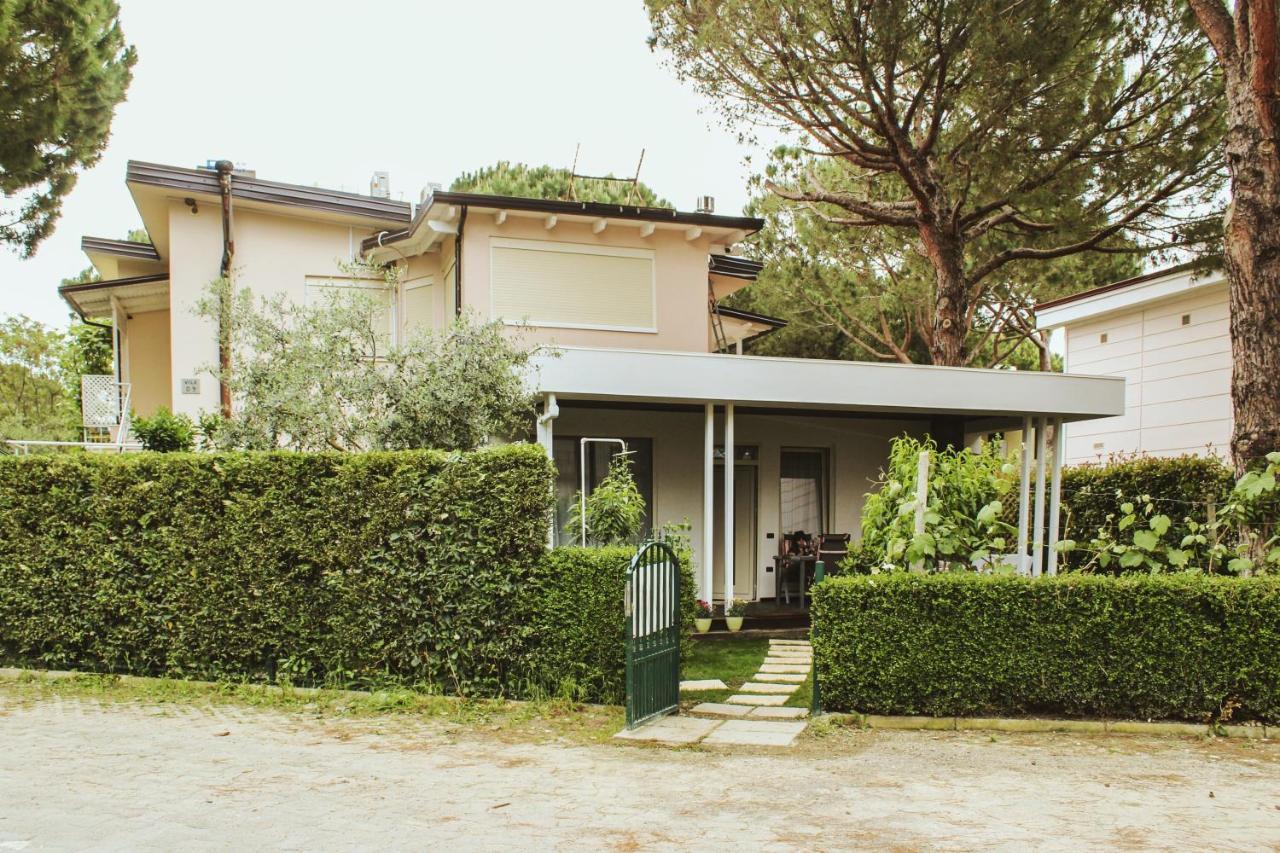 Ivy Lalzi Bay Beach House Dıraç Dış mekan fotoğraf